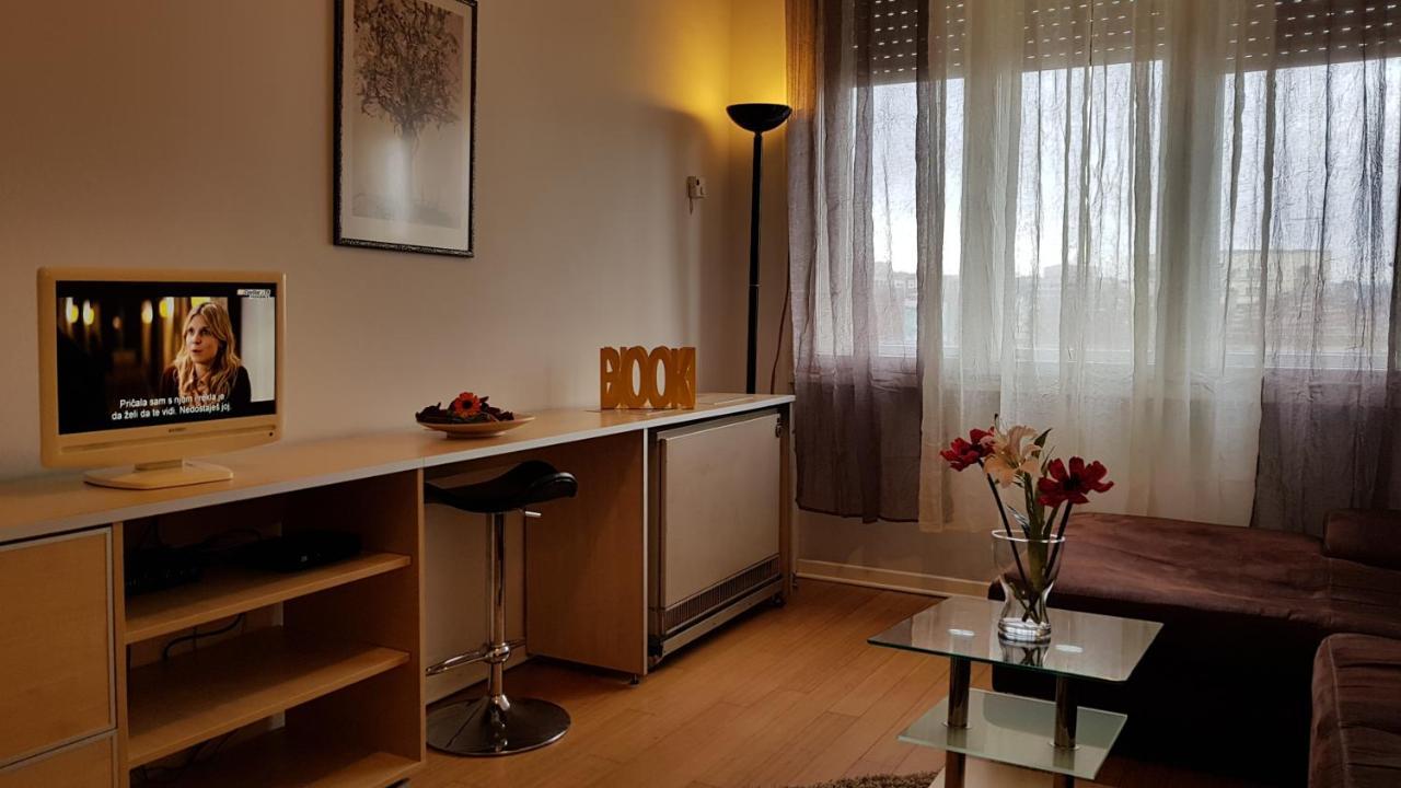 Downtown Belgrade Hostel And Apartments Luaran gambar