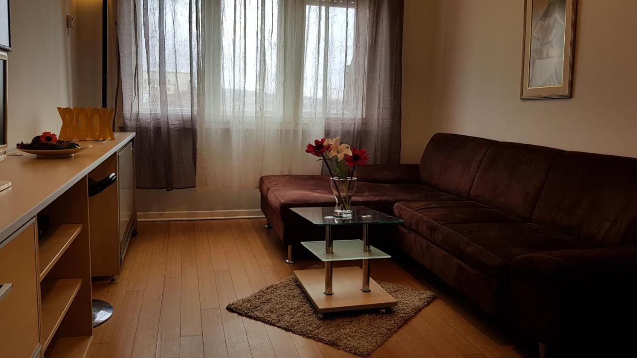 Downtown Belgrade Hostel And Apartments Luaran gambar