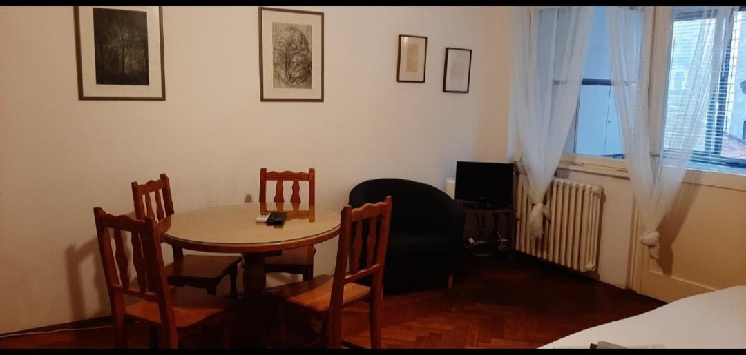 Downtown Belgrade Hostel And Apartments Luaran gambar