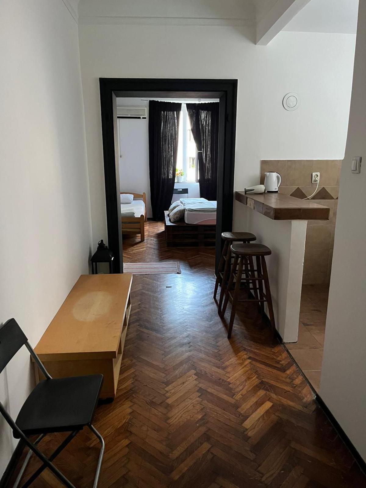 Downtown Belgrade Hostel And Apartments Luaran gambar