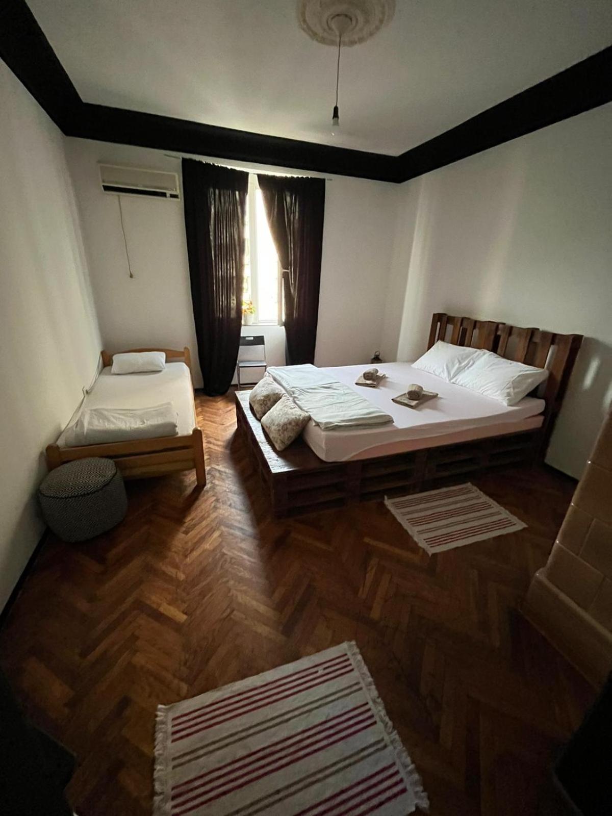 Downtown Belgrade Hostel And Apartments Luaran gambar